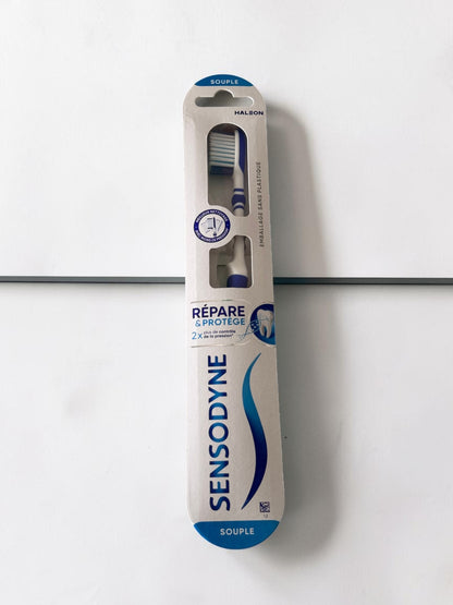 SENSODYNE فرشاة أسنان ناعمة